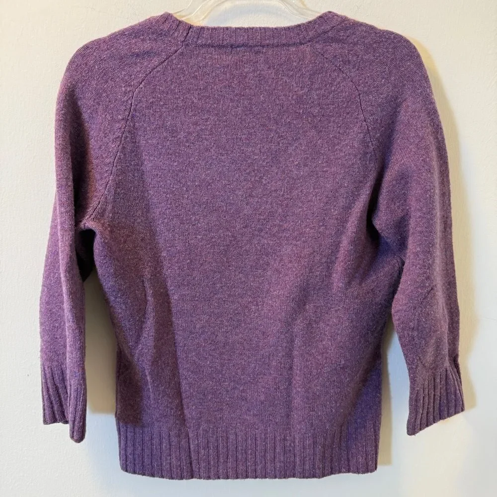 GAP Stretch Purple Lambswool V-Neck Sweater Women’s M - Picture 2 of 4